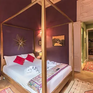 https://hemeras-boutique-house-duomo-dream.it-lombardy.com